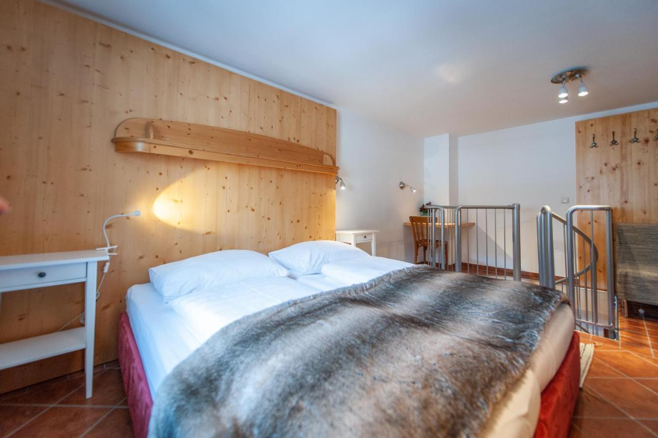 Quality Hosts Arlberg - Hotel Bergheim 장크트안톤암아를베르크 외부 사진