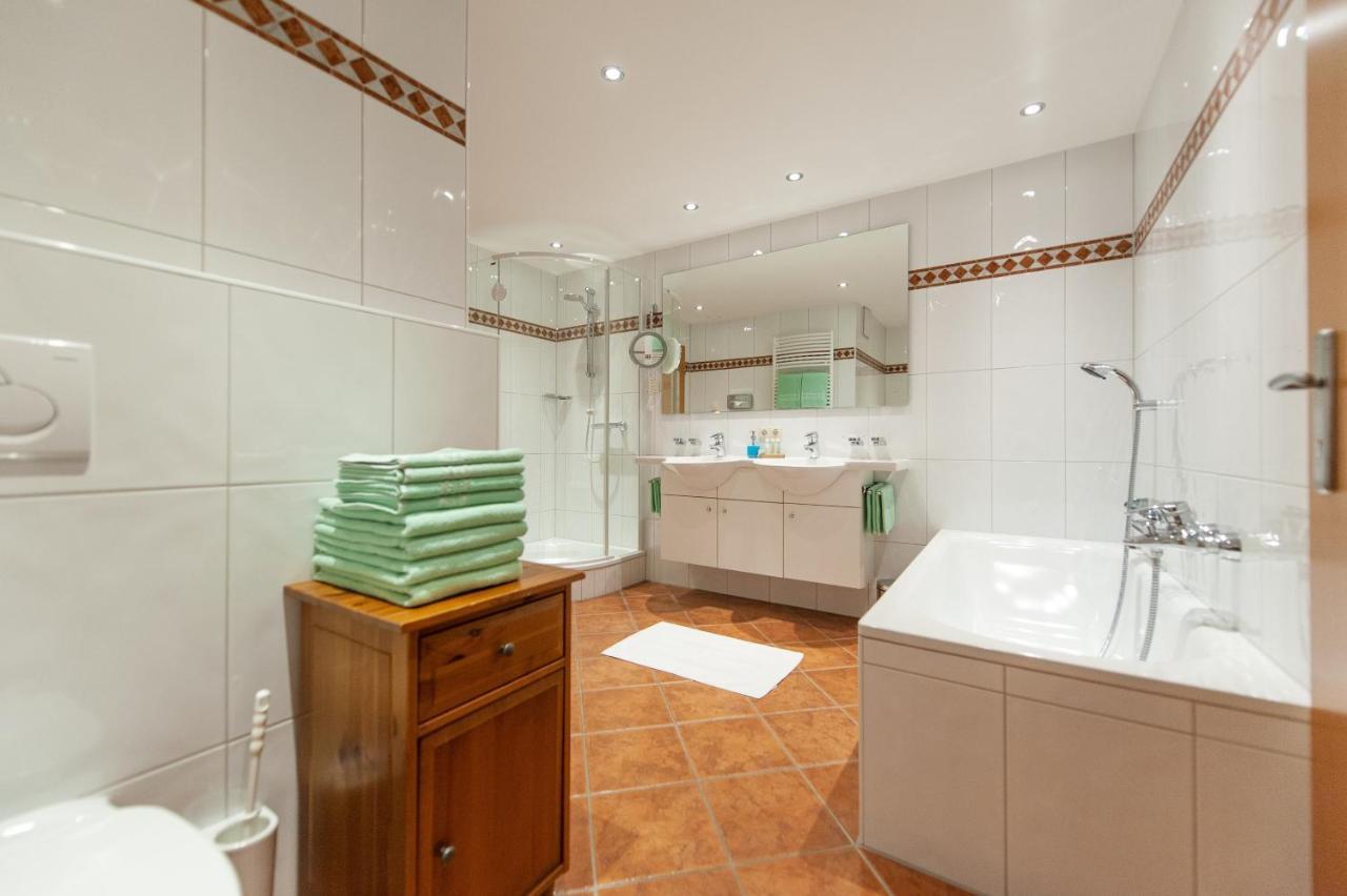 Quality Hosts Arlberg - Hotel Bergheim 장크트안톤암아를베르크 외부 사진