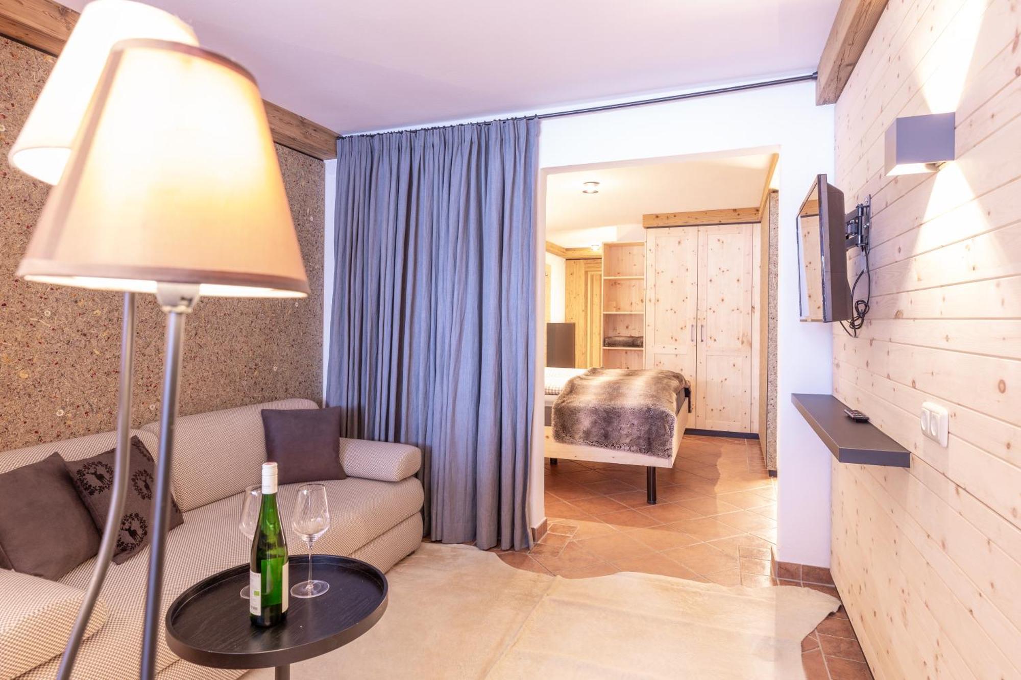 Quality Hosts Arlberg - Hotel Bergheim 장크트안톤암아를베르크 외부 사진
